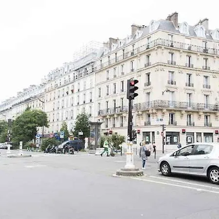 Apartment Contemporary Chic By Place De La Nation *