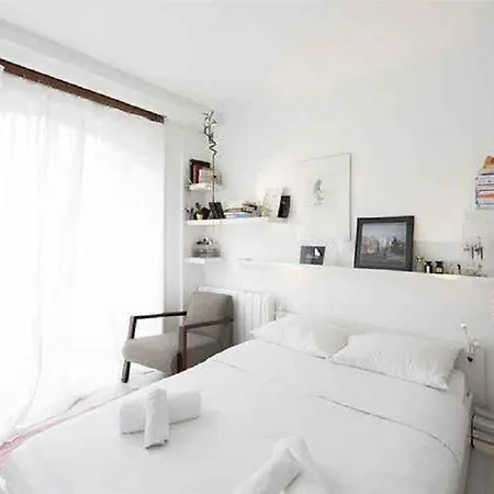 Contemporary Chic By Place De La Nation * Paris